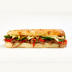 PULLED BEEF, CAPSICUM, CHEESE & CHIPOTLE SAUCE